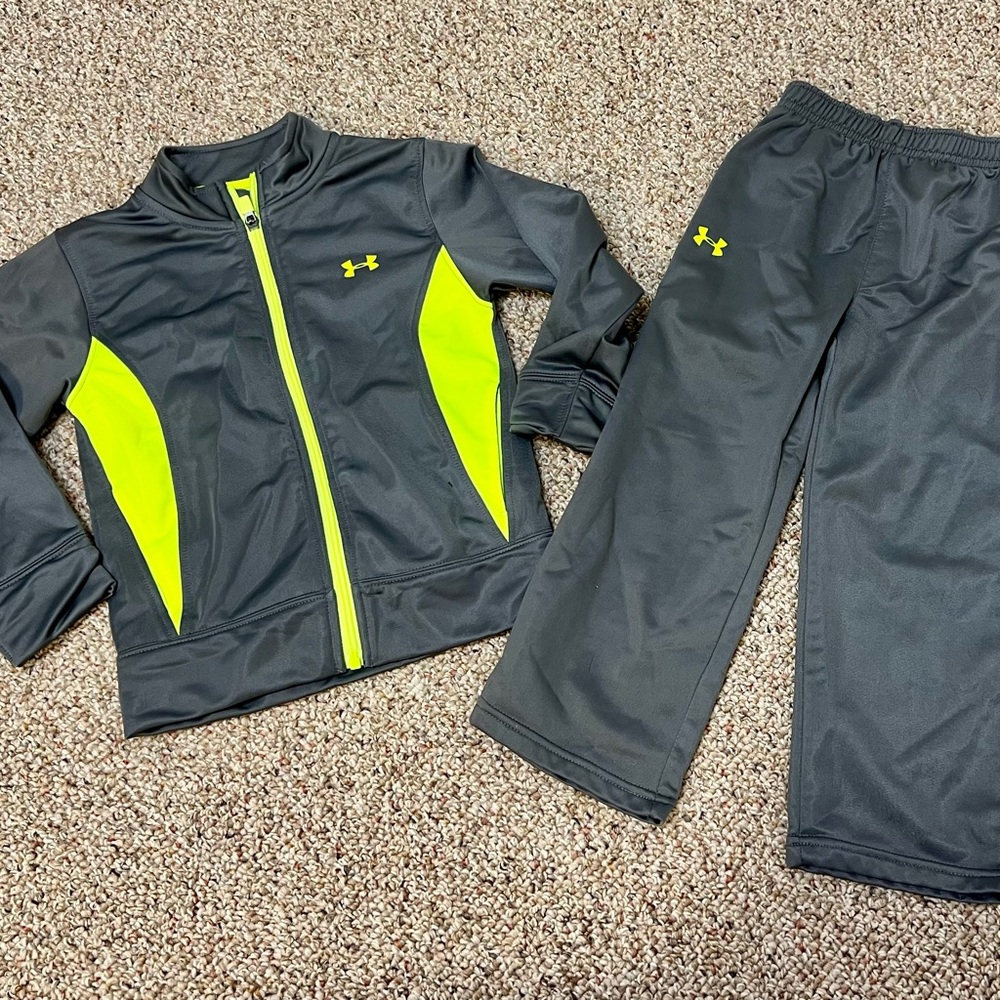 Under Armour Charcoal and Neon Yellow Athletic Set